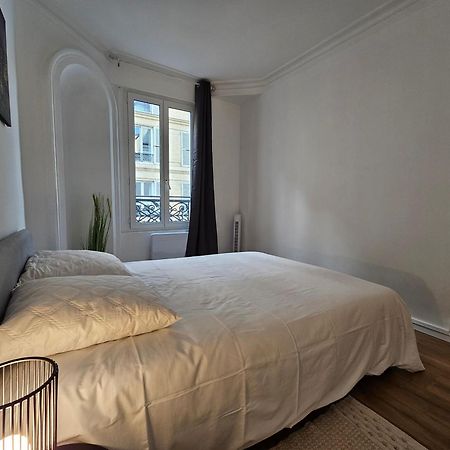 Appartement A Paris Clichy Exterior photo