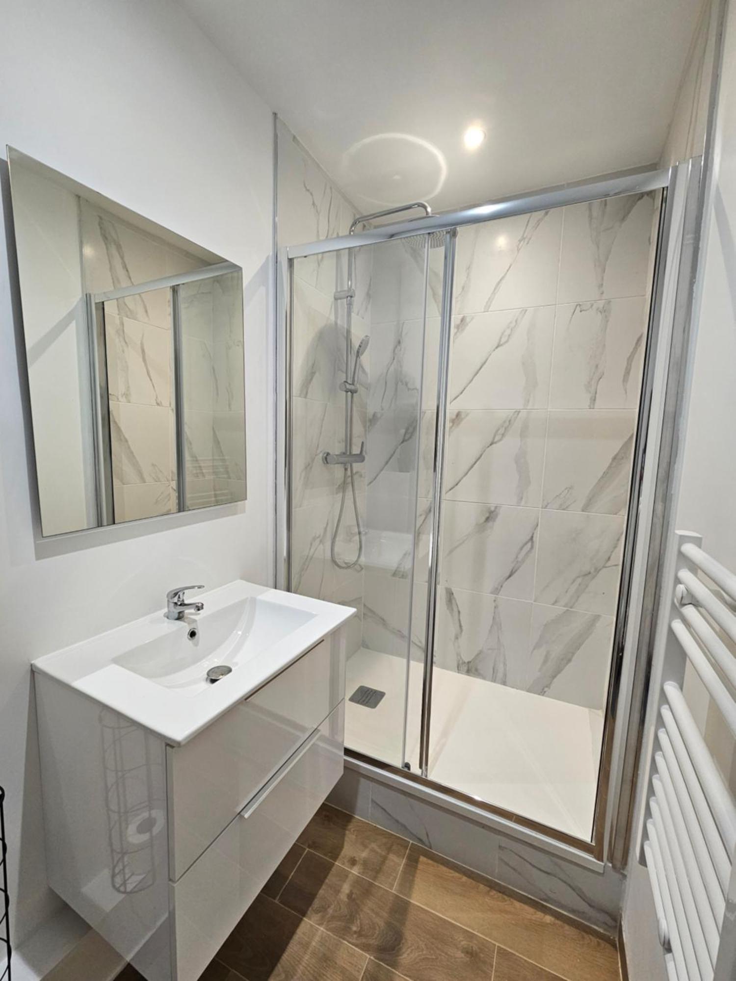 Appartement A Paris Clichy Exterior photo