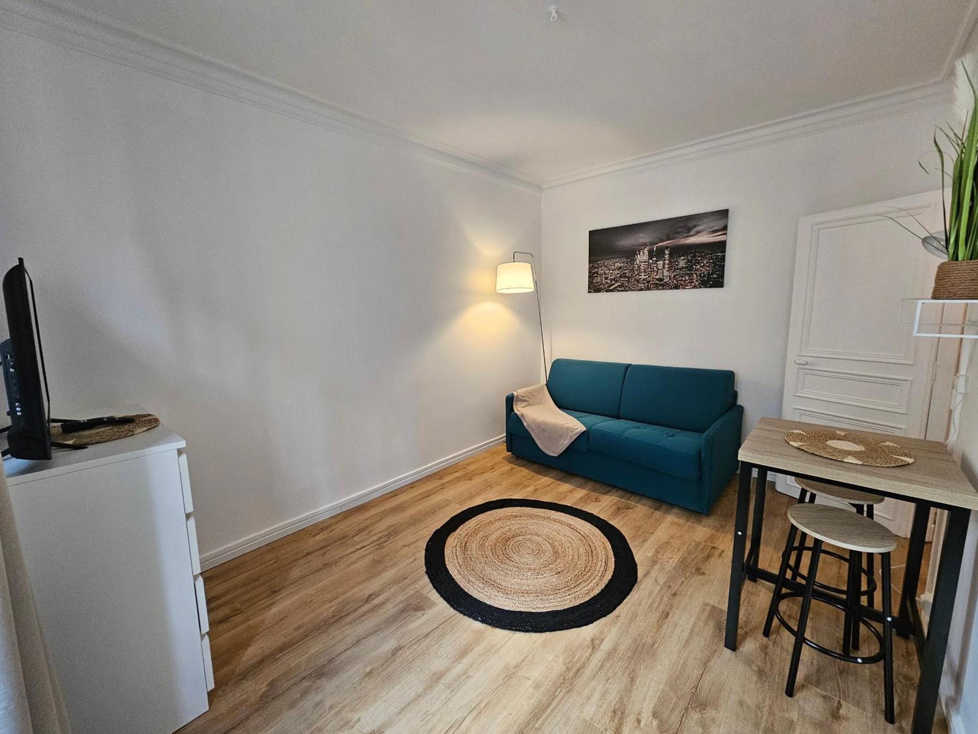 Appartement A Paris Clichy Exterior photo